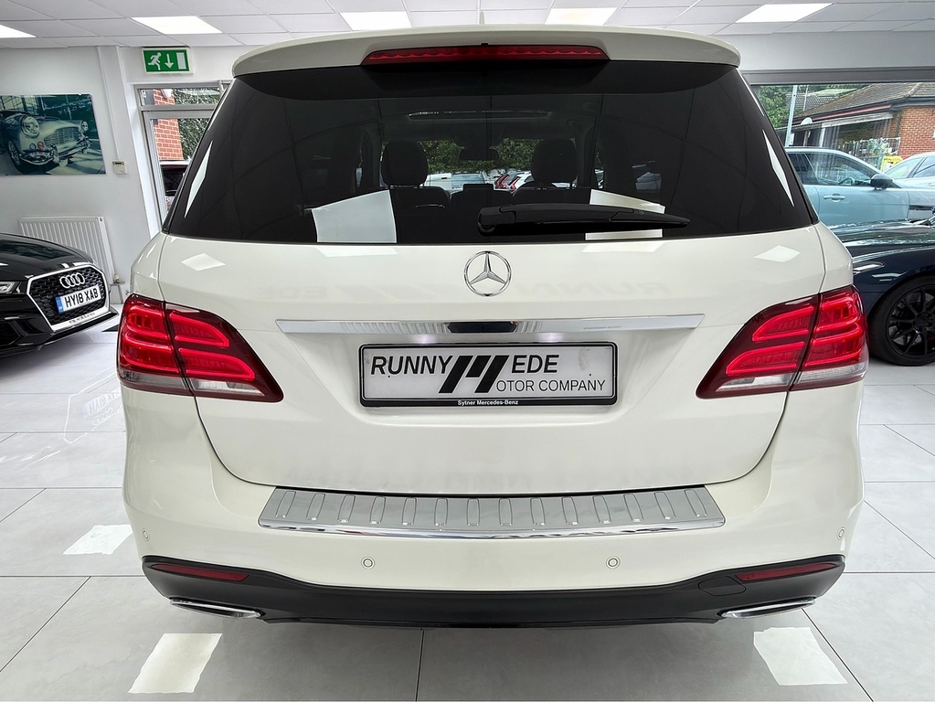 Mercedes-Benz GLE Class Gle250d Amg Line FL67YYP White #6