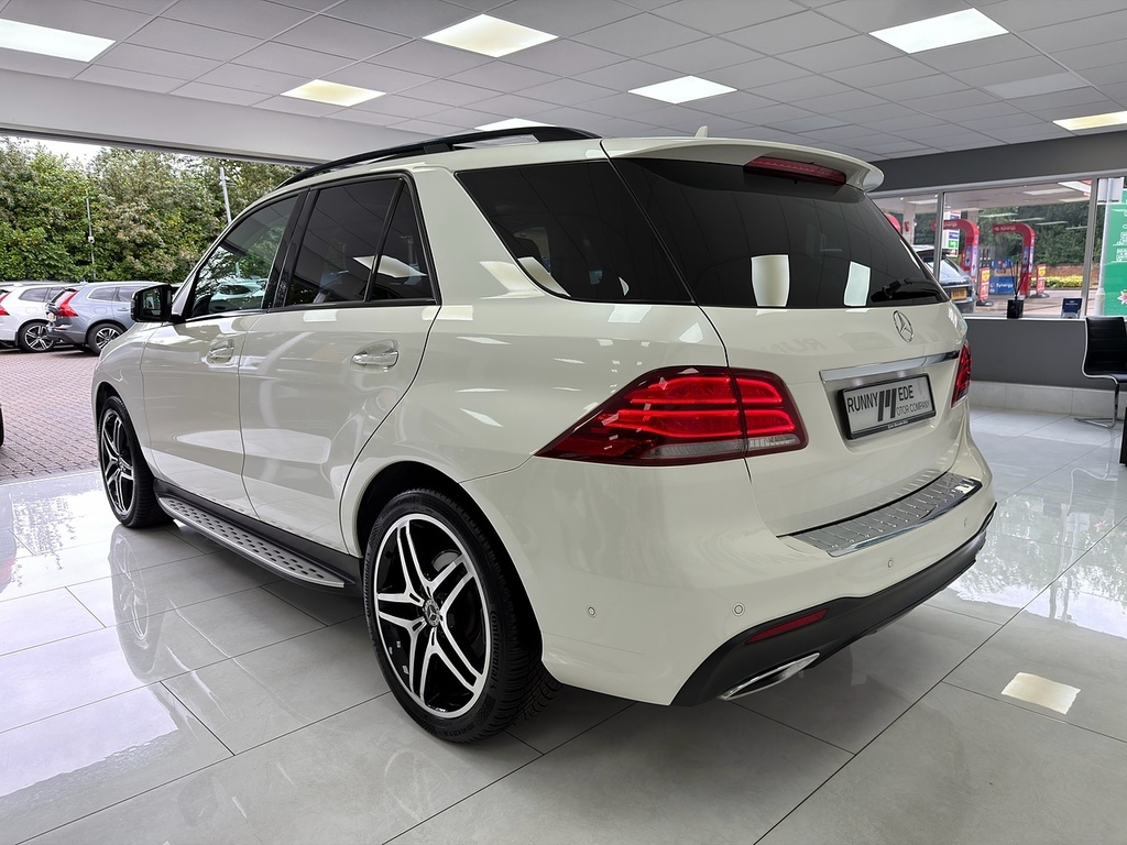 Mercedes-Benz GLE Class Gle250d Amg Line FL67YYP White #5