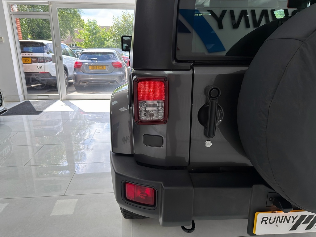 Jeep Wrangler Crd 75Th Anniversary Sahara Green #23