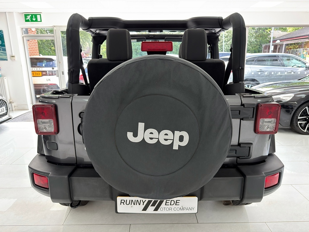 Jeep Wrangler Crd 75Th Anniversary Sahara Green #12