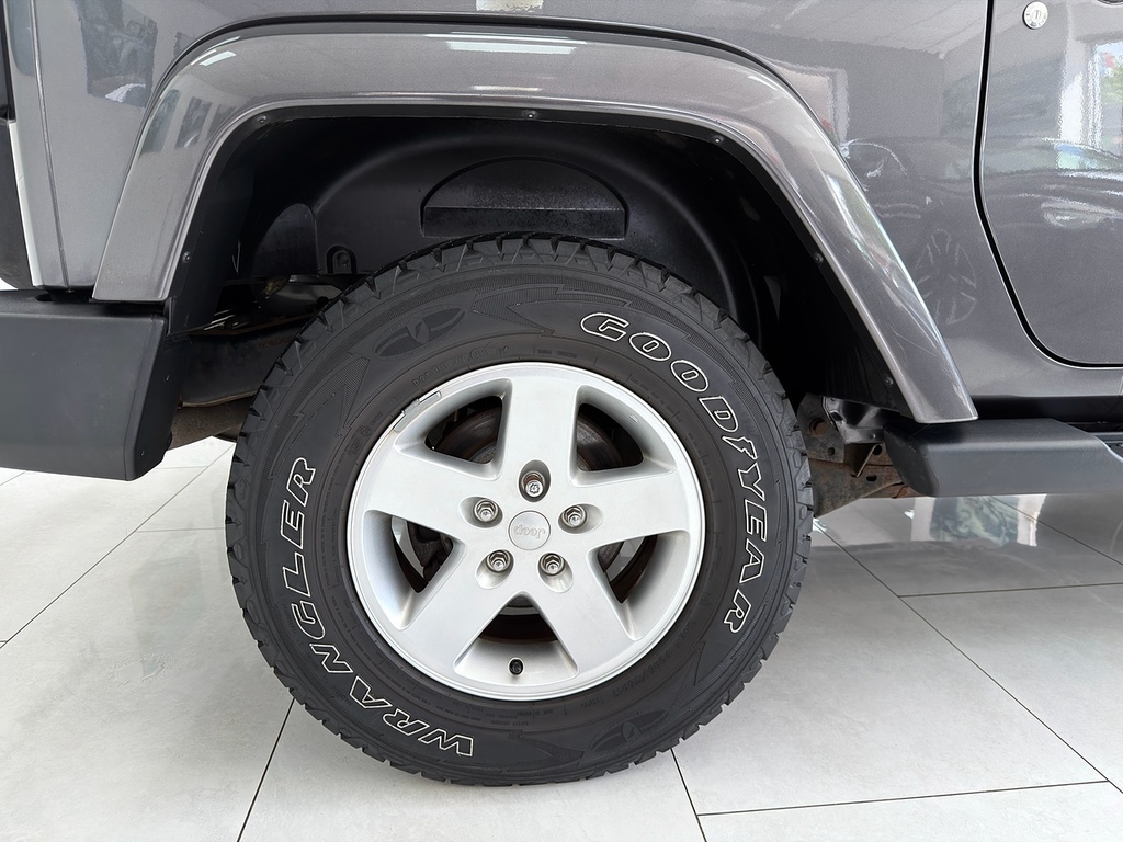 Jeep Wrangler Crd 75Th Anniversary Sahara Green #72