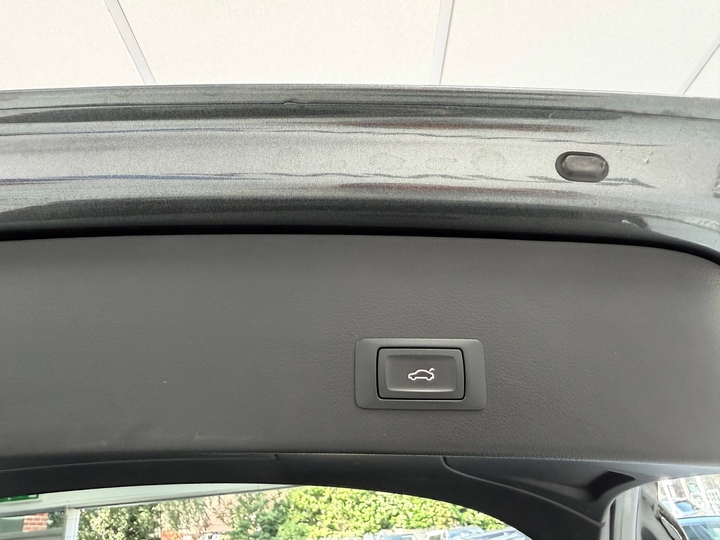Audi A6 Avant 2L S Line Black #74