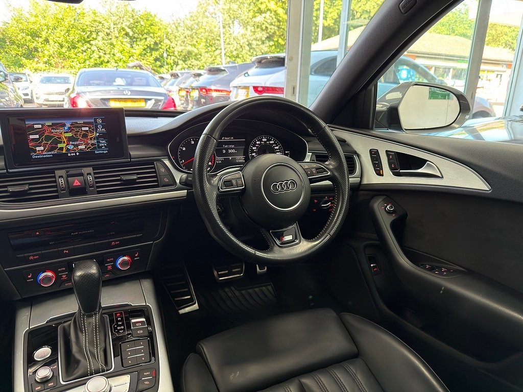 Audi A6 Avant 2L S Line Black #16