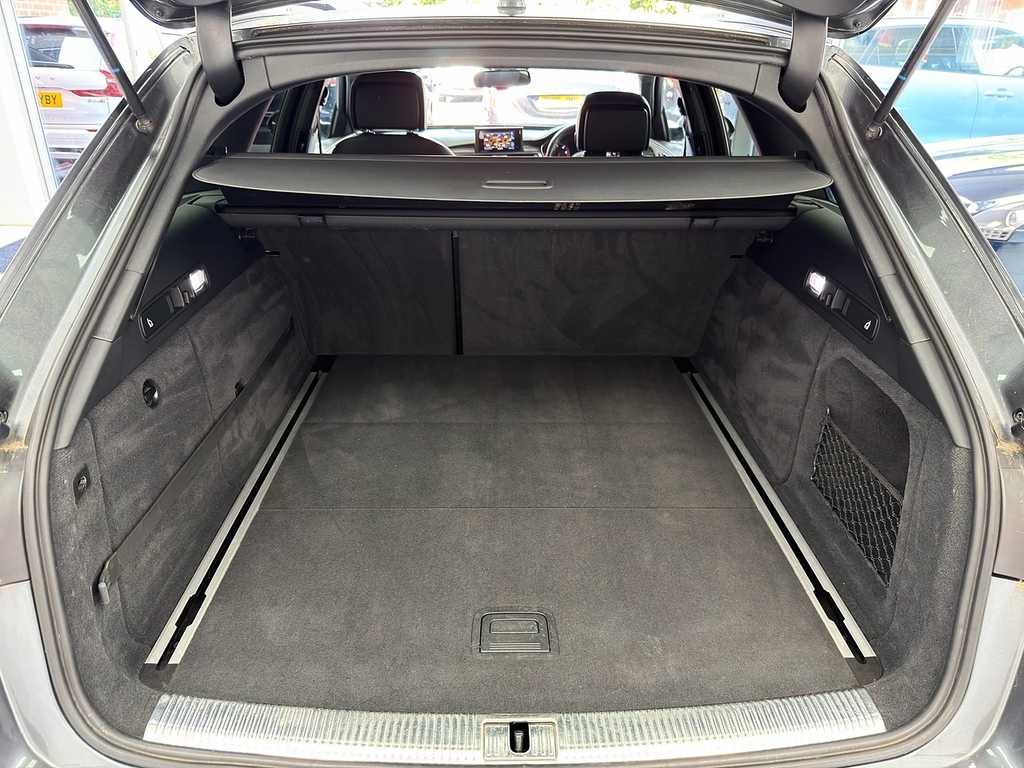 Audi A6 Avant 2L S Line Black #77