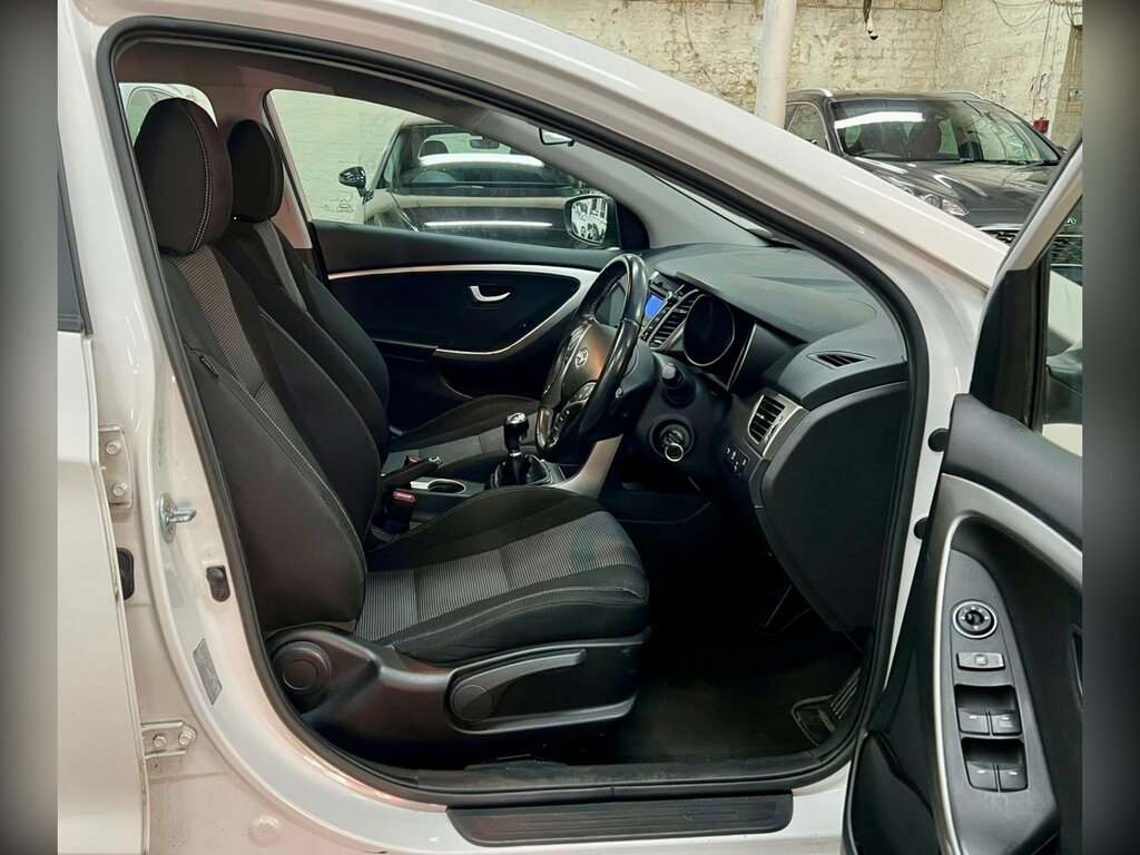Hyundai I30 Blue #13