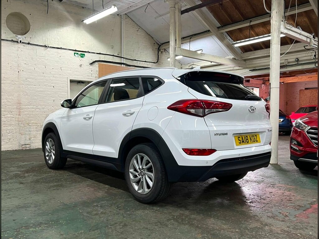Hyundai Tucson 1.6 Gdi Blue Drive Se Euro 6 Ss White #6