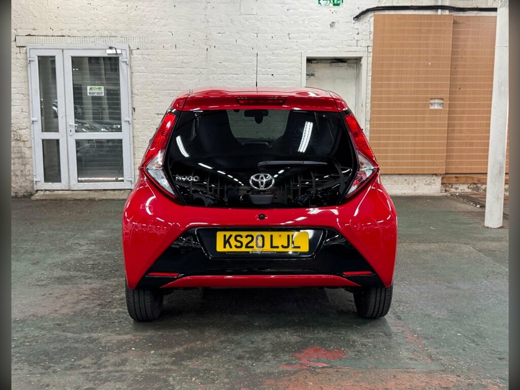 Toyota Aygo 1.0 Vvt-i X-trend Funroof X-shift Euro 6 Red #6