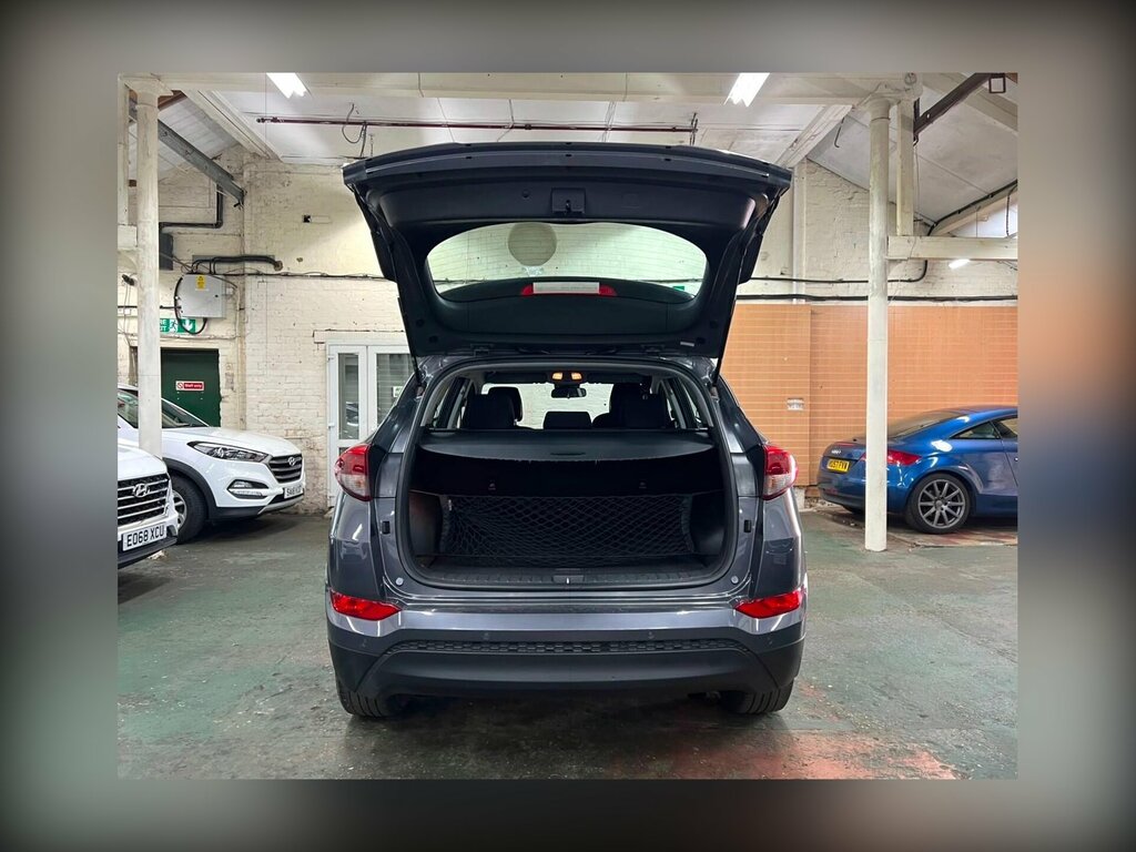 Hyundai Tucson 1.6 Gdi Blue Drive Se Nav Euro 6 Ss Grey #4
