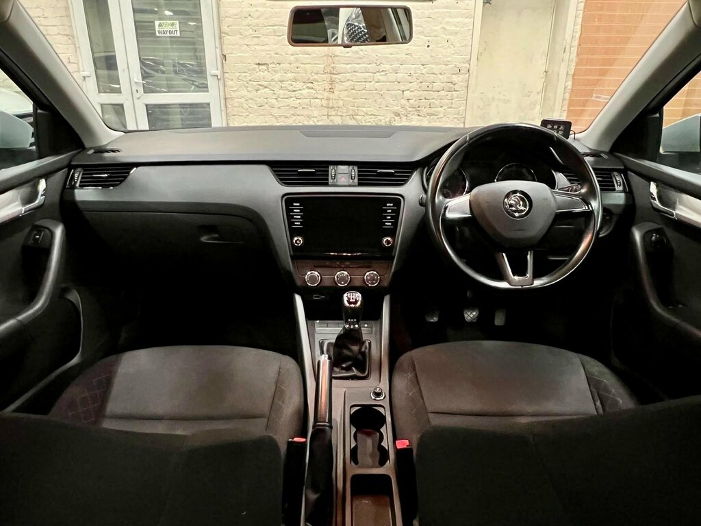 Skoda Octavia Silver #12