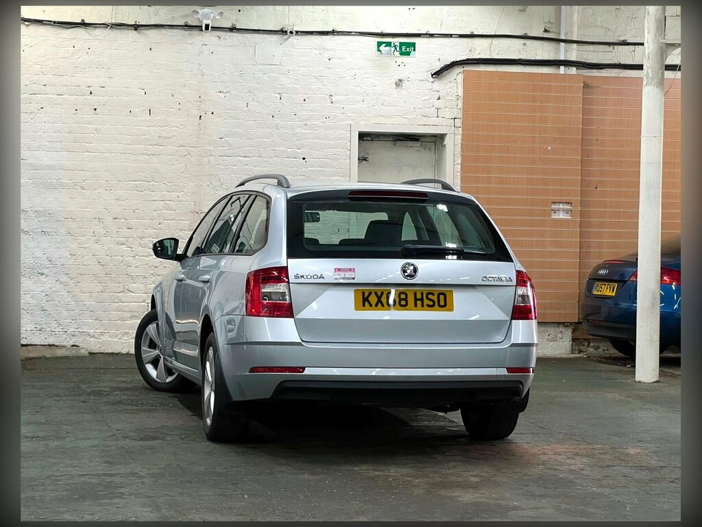 Skoda Octavia Silver #11