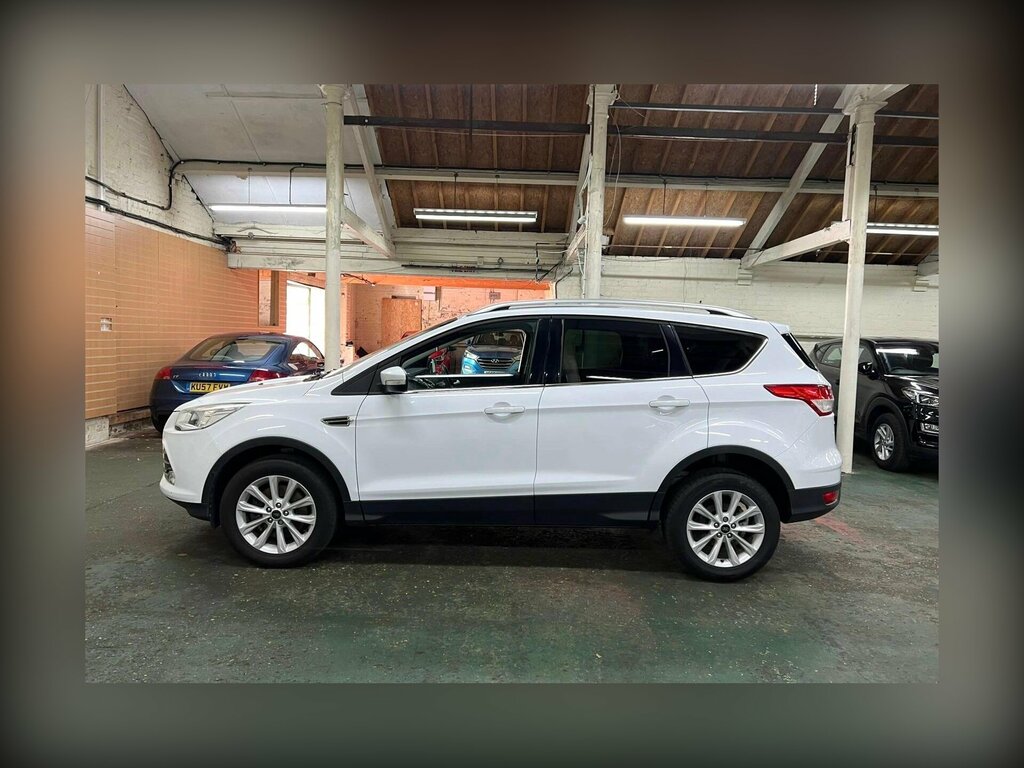 Ford Kuga 2.0 Tdci Titanium 2Wd Euro 6 Ss White #4