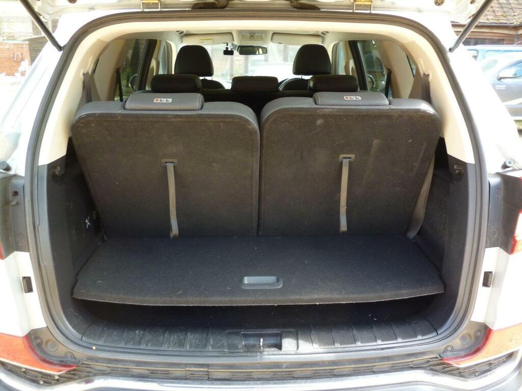 SsangYong Rexton Ice White #13