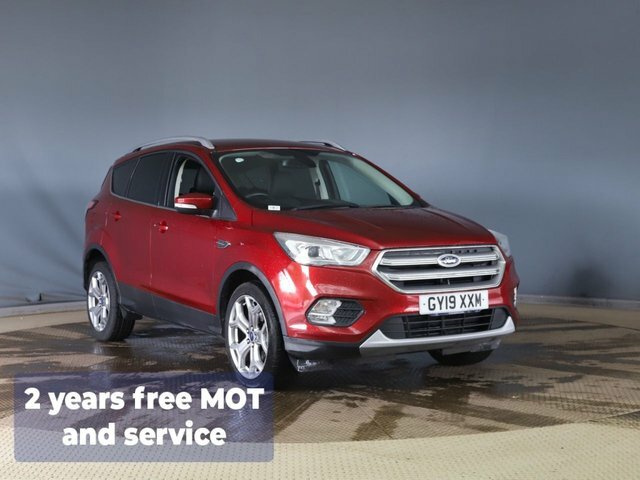 Ford Kuga 2.0 Tdci Ecoblue Titanium Edition Suv M Red