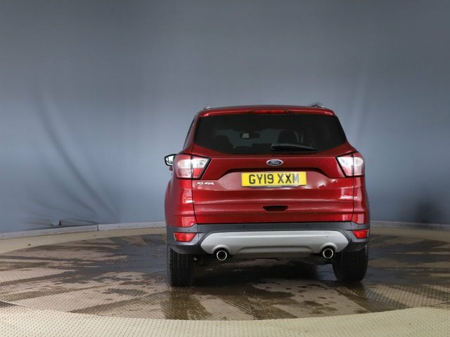 Ford Kuga 2.0 Tdci Ecoblue Titanium Edition Suv M Red #4