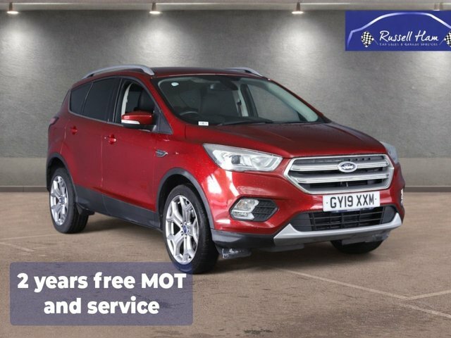 Ford Kuga 2.0 Tdci Ecoblue Titanium Edition Suv M Red
