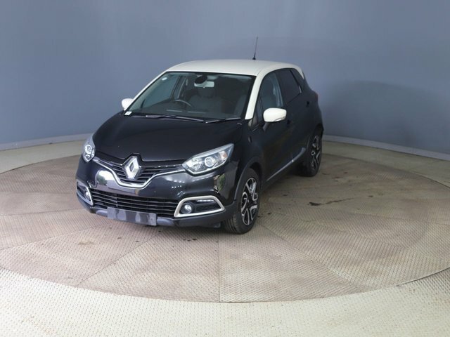 Renault Captur Signature Nav Red #3