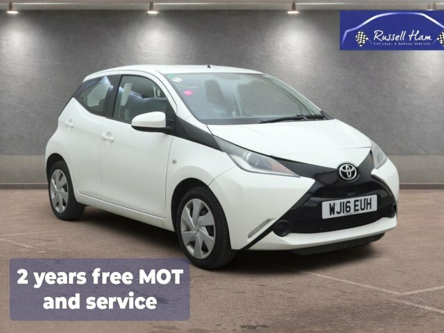 Toyota Aygo 1.0 Vvt-i X-play Hatchback Euro White