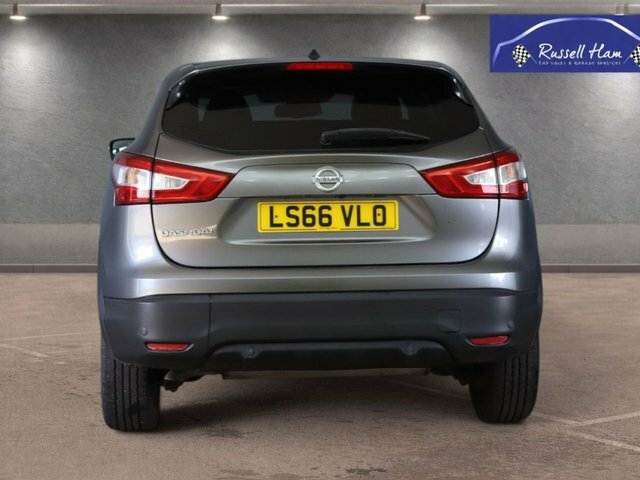 Nissan Qashqai 1.5 Dci N-connecta Suv 2Wd Euro Grey #4