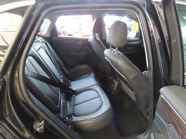 BMW 2 Series Active Tourer 225Xe Luxury Active Tourer White #11