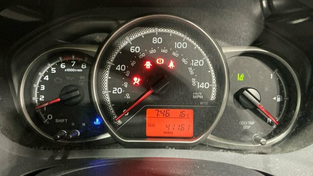 Toyota Yaris Icon Blue #9