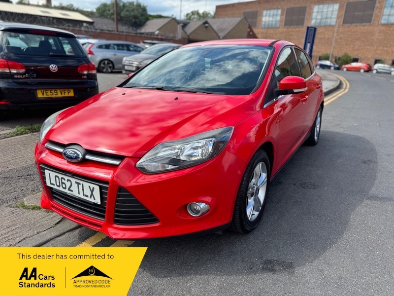 Ford Focus 1.6 Zetec Powershift Euro Red #2