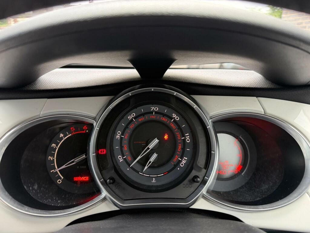 Citroen DS3 Hatchback White #30