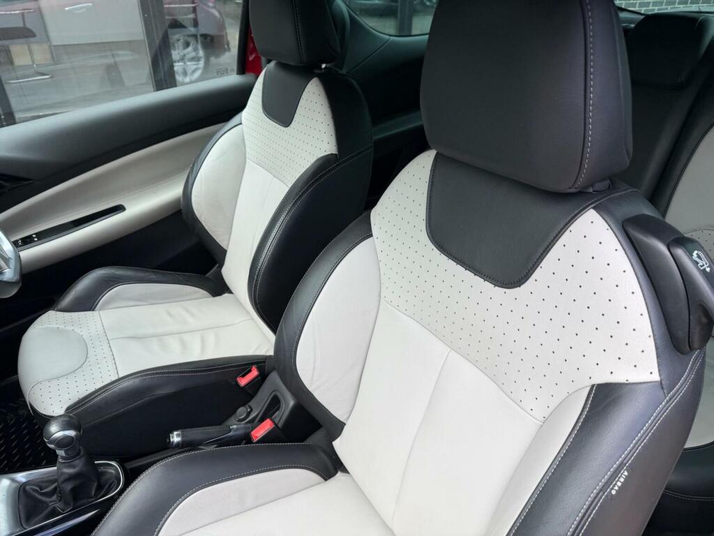 Citroen DS3 Hatchback White #34