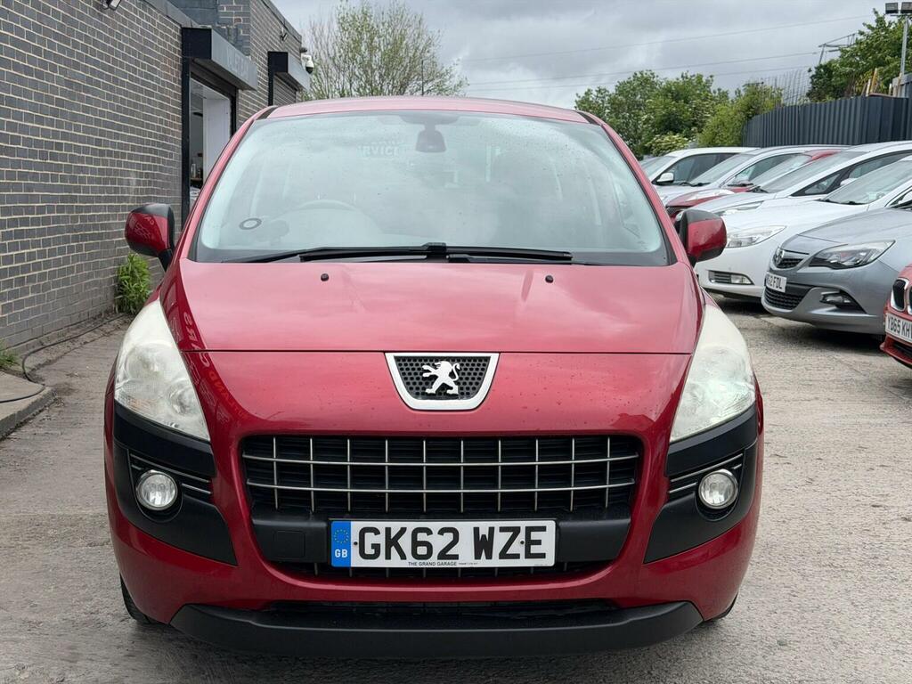 Peugeot 3008 1.6 Hdi 112 Active Red #2