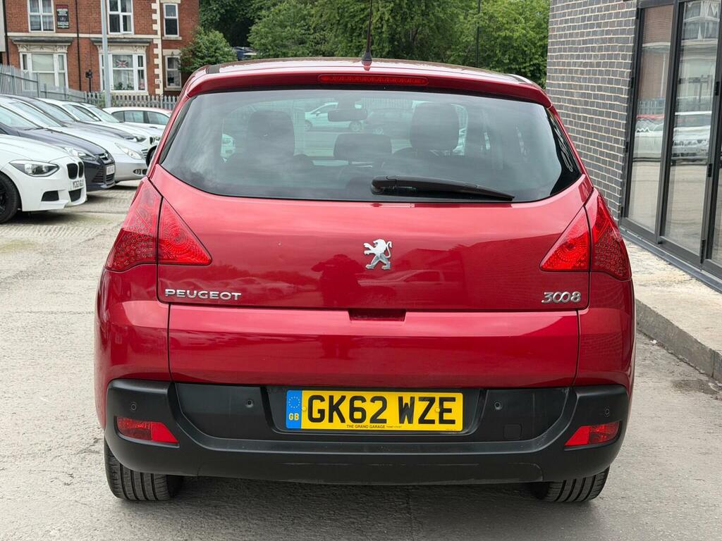 Peugeot 3008 1.6 Hdi 112 Active Red #5