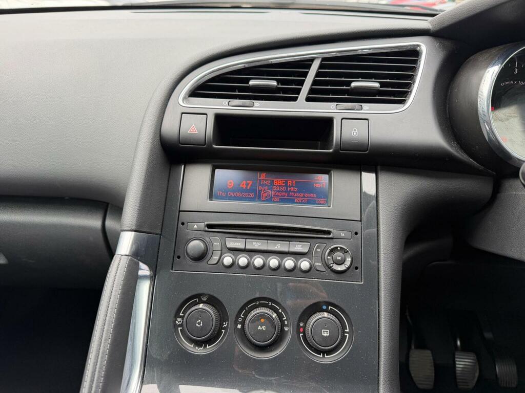 Peugeot 3008 1.6 Hdi 112 Active Red #33