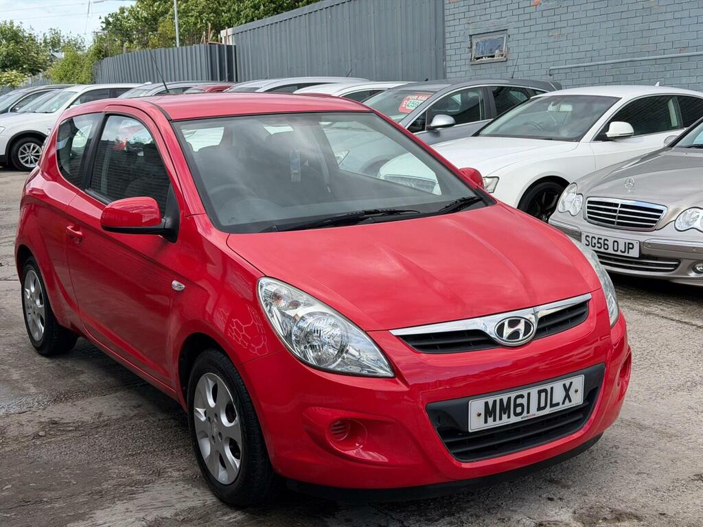 Hyundai I20 1.2 Comfort Euro 5 Red #3