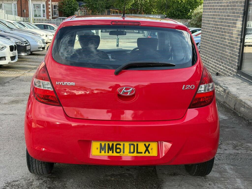 Hyundai I20 1.2 Comfort Euro 5 Red #5