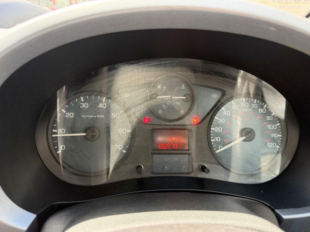 Citroen Berlingo 1.6 Hdi Vtr Multispace Grey #25