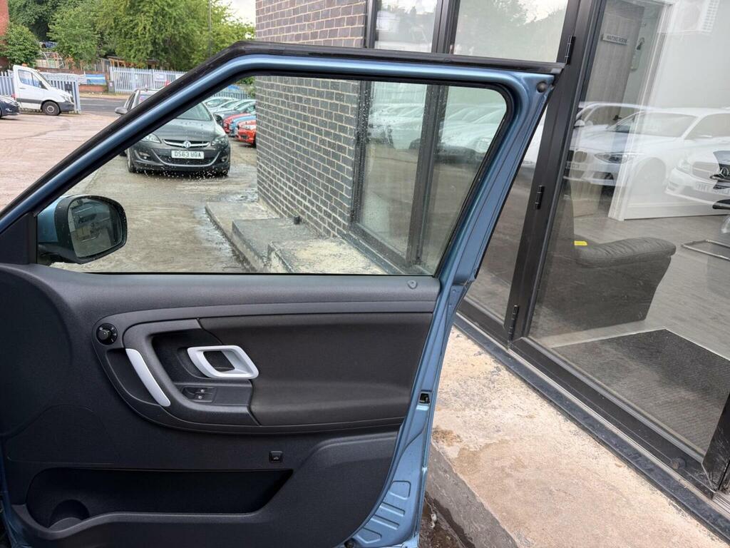 Skoda Fabia 2 Blue #8
