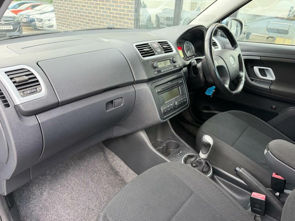 Skoda Fabia 2 Blue #15