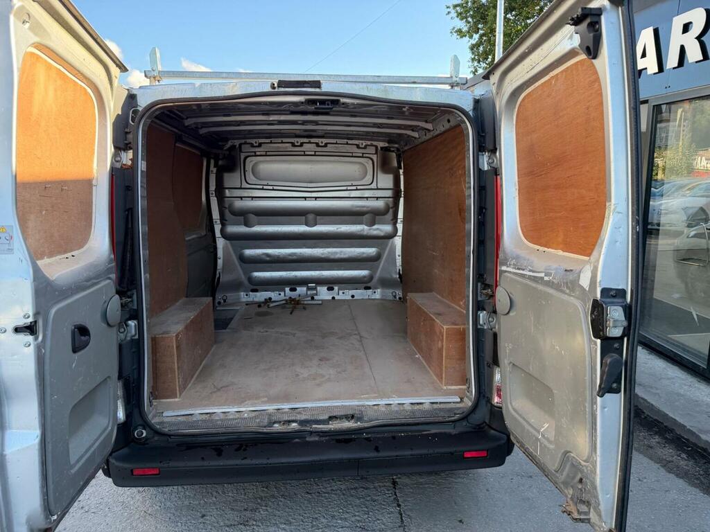 Renault Trafic 2.5 Dci Sl27 Black #33