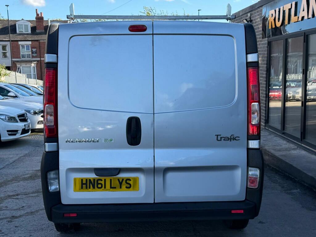 Renault Trafic 2.5 Dci Sl27 Black #10