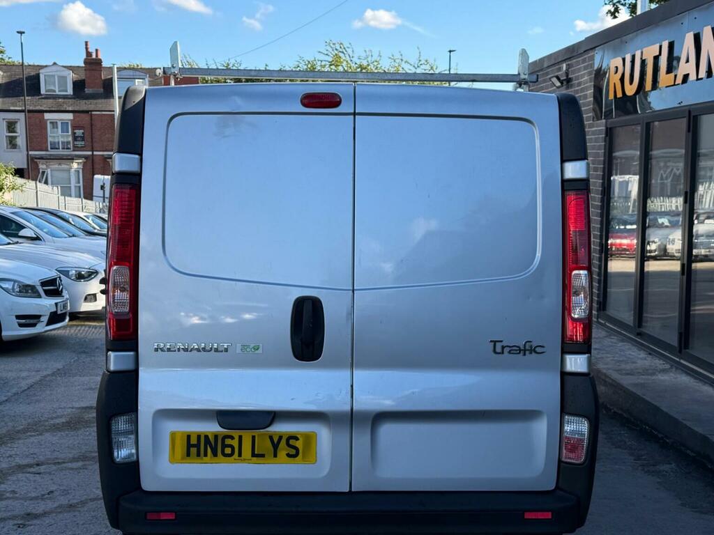 Renault Trafic 2.5 Dci Sl27 Black #11