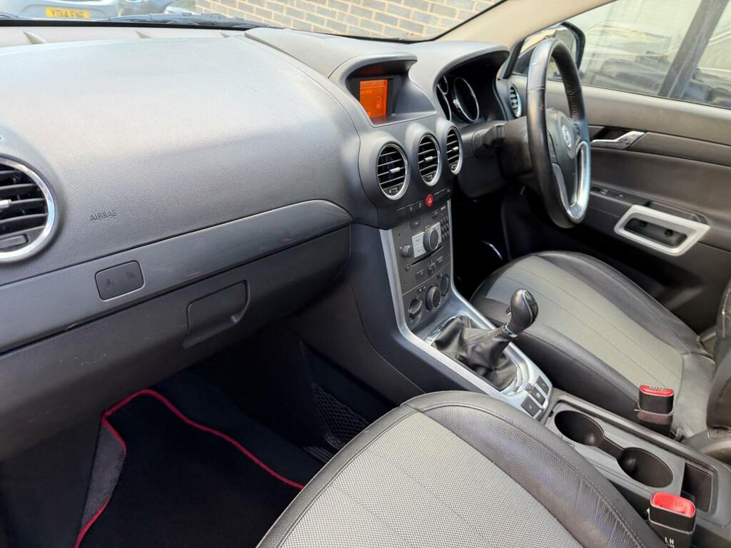 Vauxhall Antara White #19