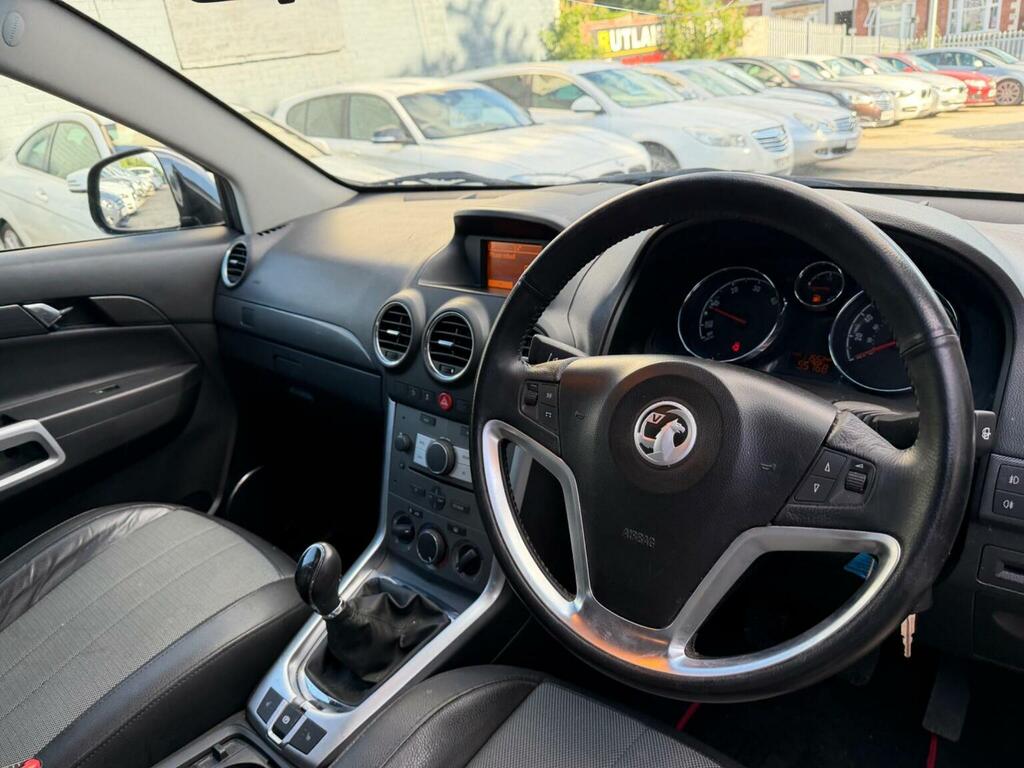 Vauxhall Antara White #23
