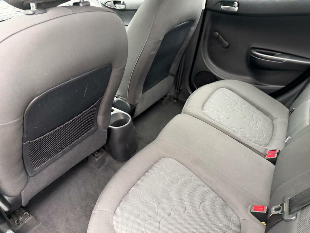Hyundai I20 Style Red #26