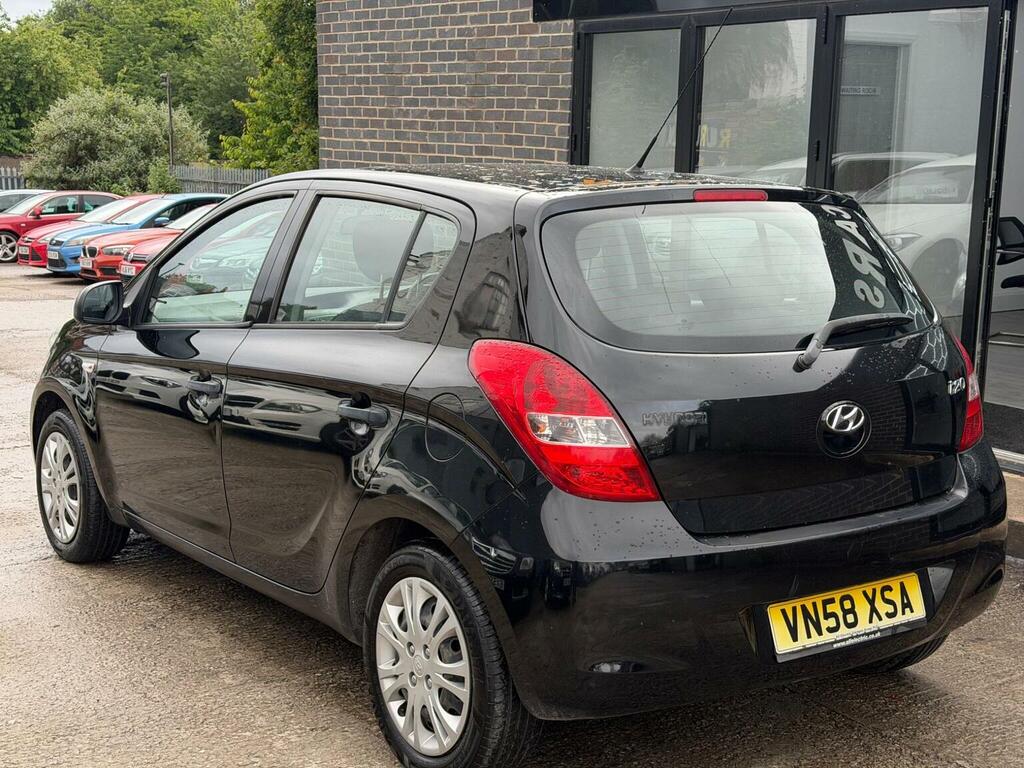 Hyundai I20 Style Red #8