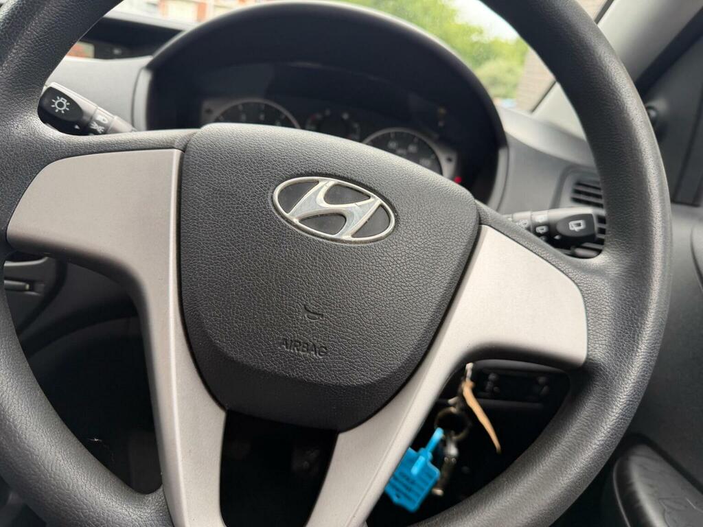 Hyundai I20 Style Red #42