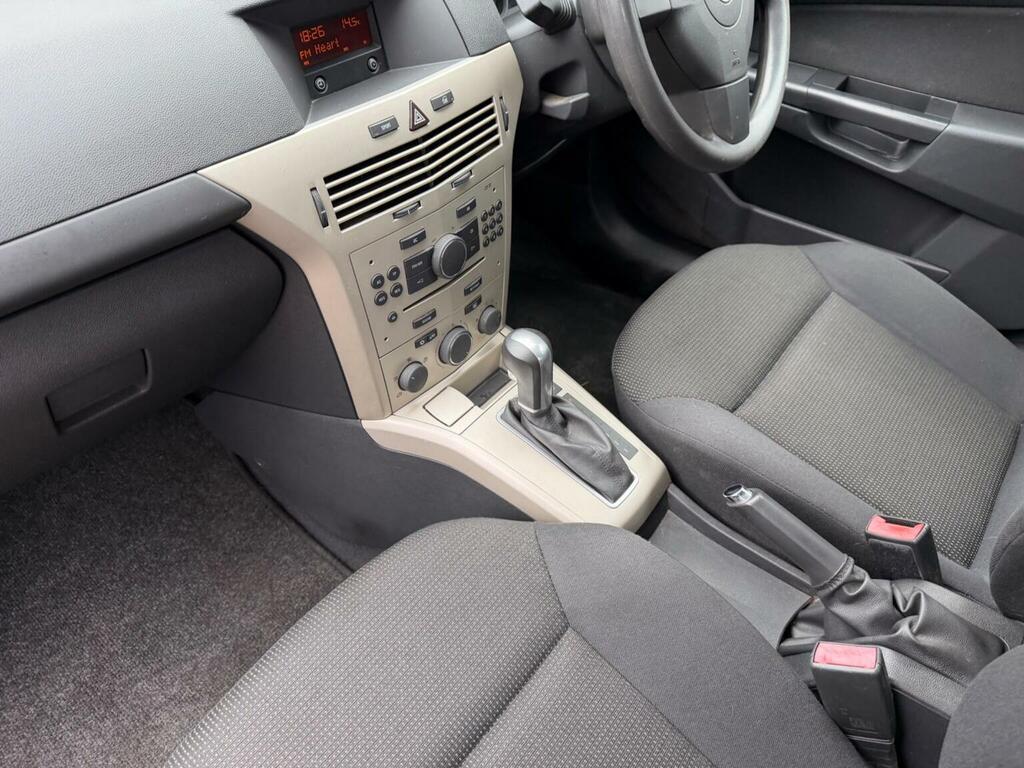 Vauxhall Astra  Black #15
