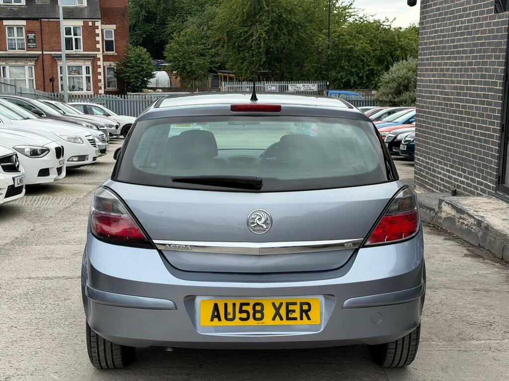 Vauxhall Astra Breeze 5-Door Silver #10