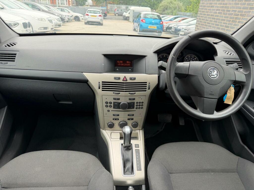 Vauxhall Astra Breeze 5-Door Silver #21