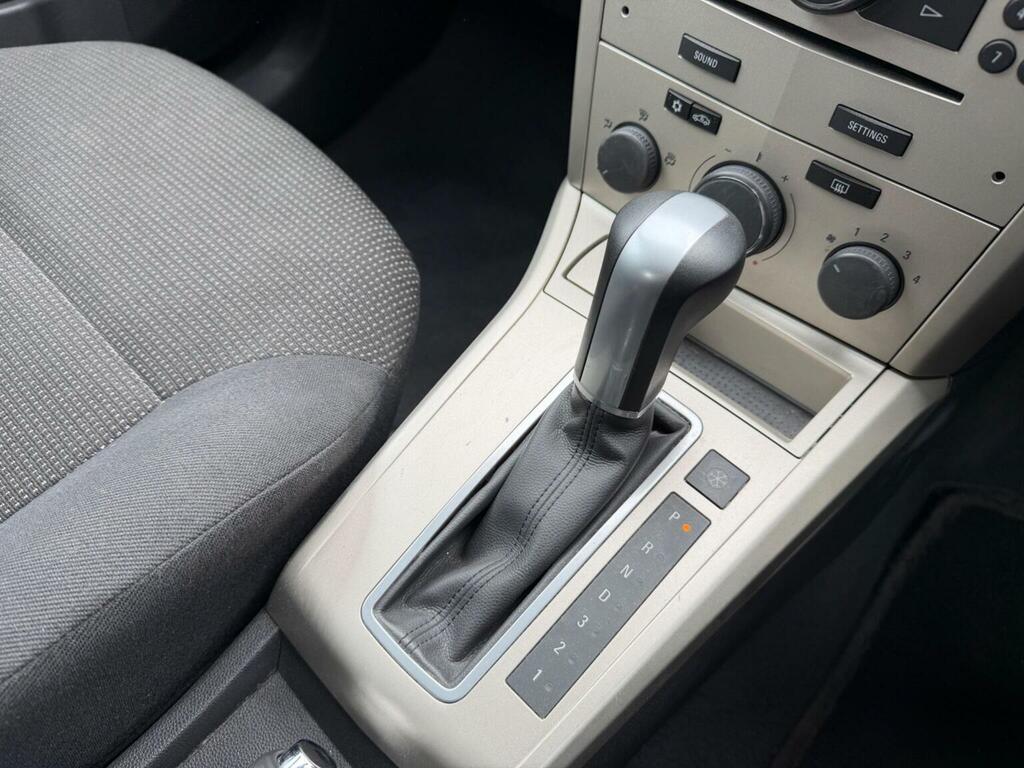 Vauxhall Astra Breeze 5-Door Silver #15