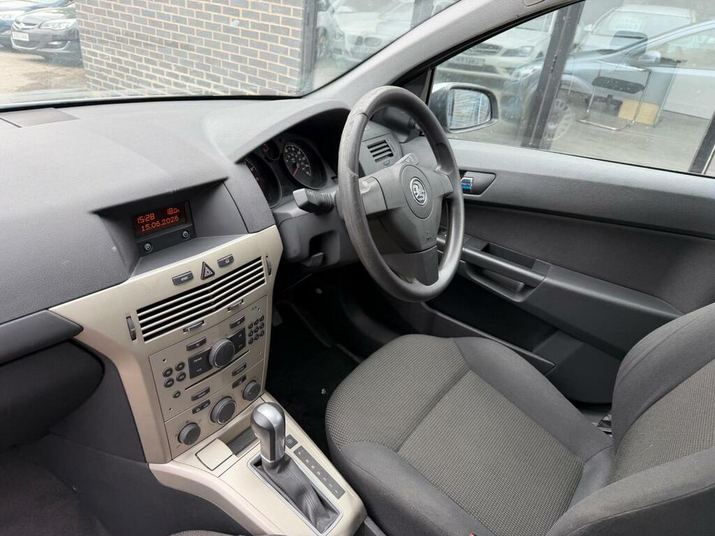 Vauxhall Astra Breeze 5-Door Silver #17