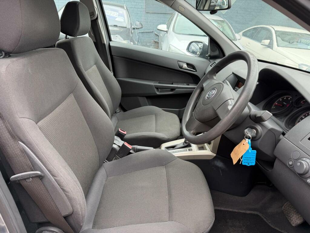 Vauxhall Astra Breeze 5-Door Silver #26