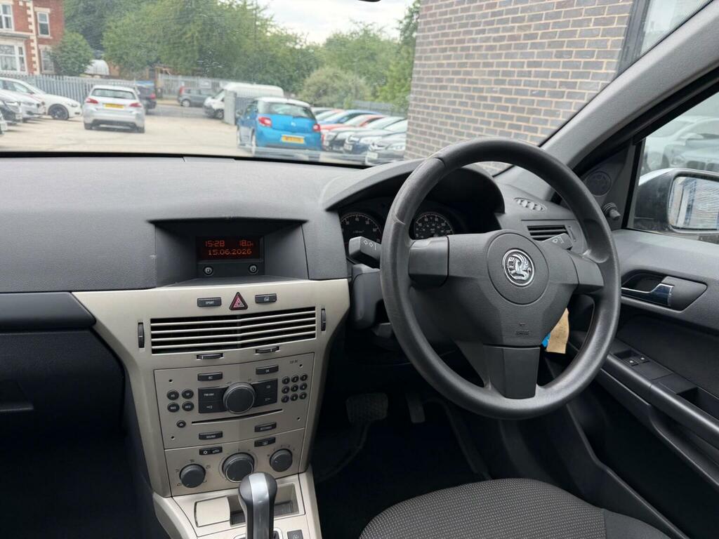 Vauxhall Astra Breeze 5-Door Silver #19